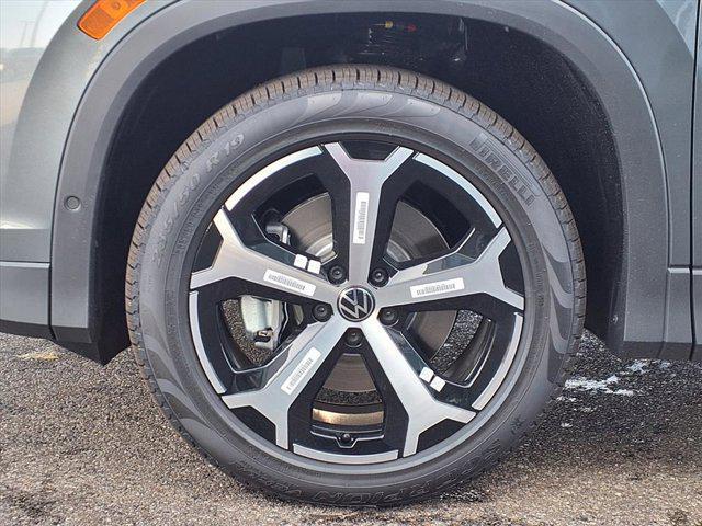 new 2025 Volkswagen Tiguan car, priced at $37,482