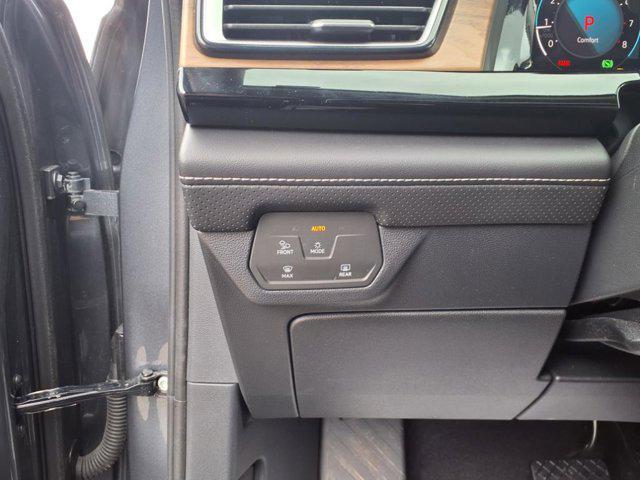 used 2024 Volkswagen Atlas car, priced at $35,651