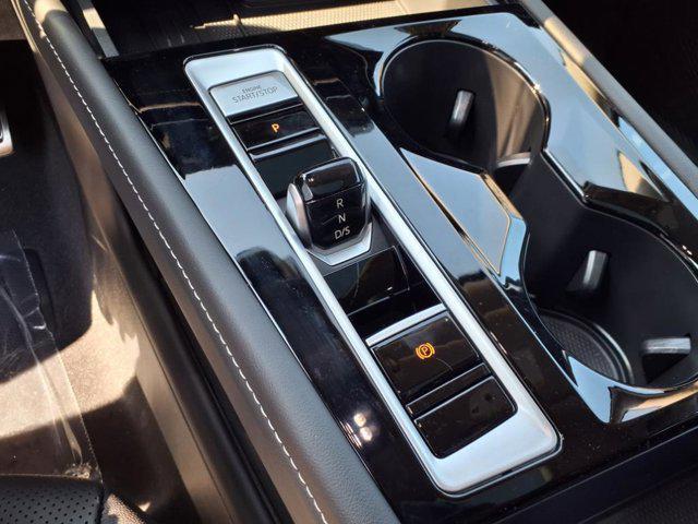 new 2025 Volkswagen Atlas car, priced at $52,845