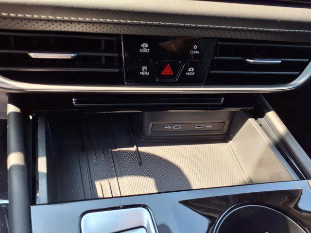 new 2025 Volkswagen Atlas car, priced at $52,845