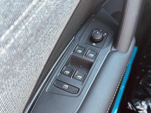 new 2025 Volkswagen Tiguan car, priced at $31,635