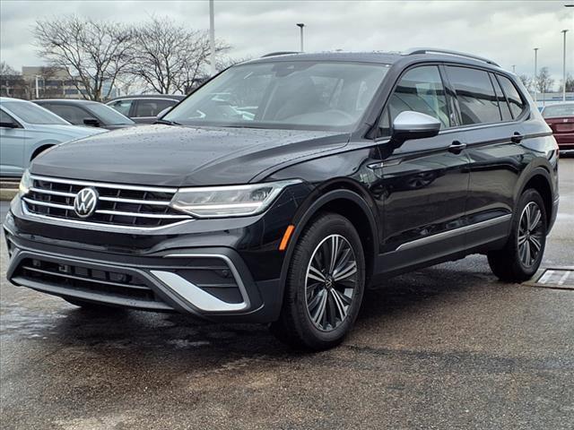 new 2024 Volkswagen Tiguan car, priced at $33,966