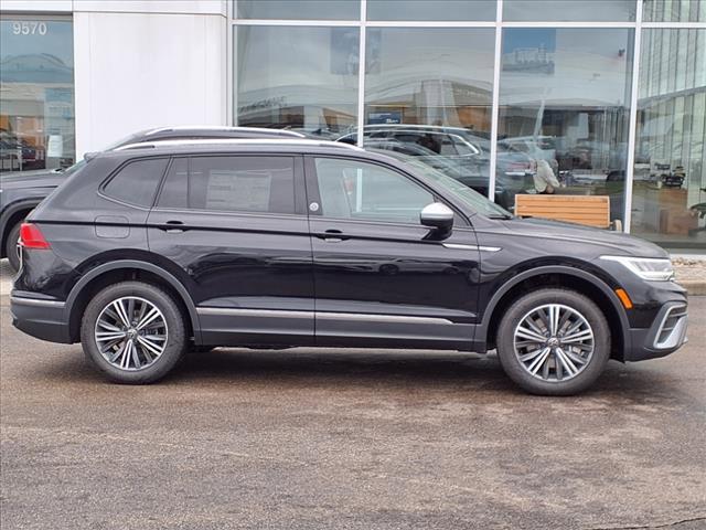 new 2024 Volkswagen Tiguan car, priced at $33,966