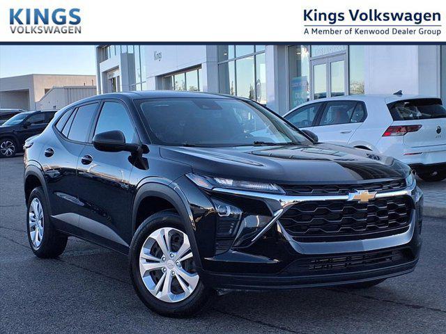 used 2024 Chevrolet Trax car, priced at $20,458