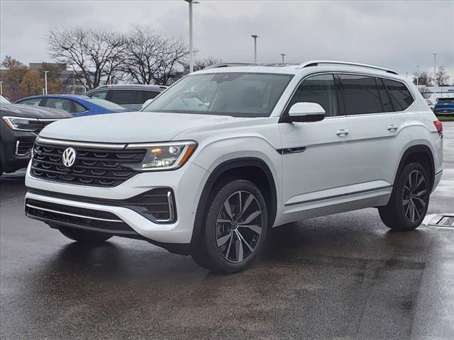 new 2024 Volkswagen Atlas car, priced at $53,124