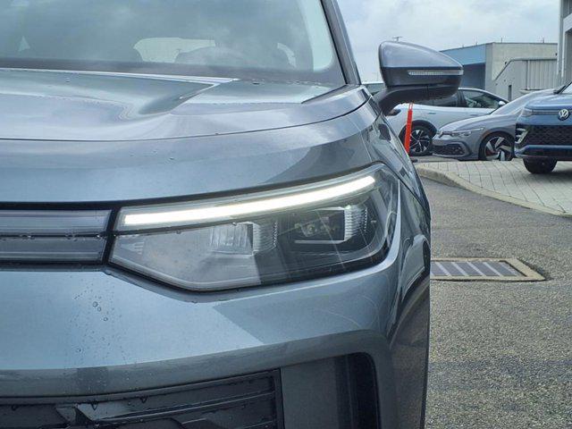 new 2025 Volkswagen Tiguan car, priced at $32,326