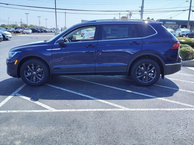 new 2024 Volkswagen Tiguan car, priced at $34,396