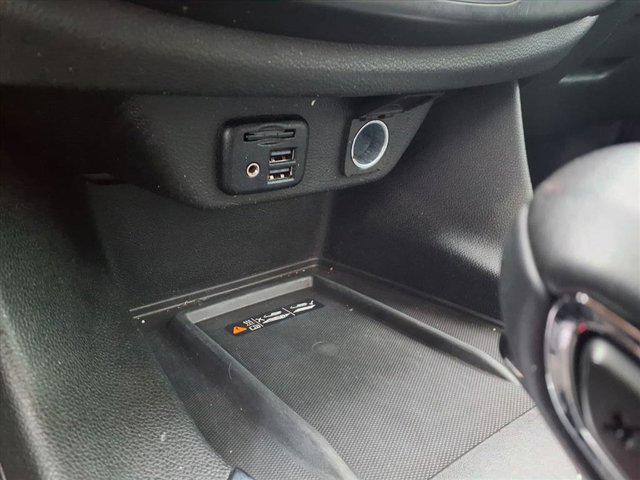 used 2023 Chevrolet Traverse car, priced at $34,350