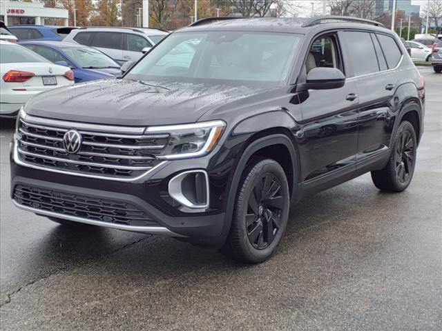 new 2025 Volkswagen Atlas car, priced at $46,627