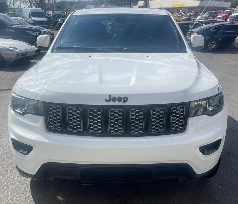 used 2018 Jeep Grand Cherokee car, priced at $16,995