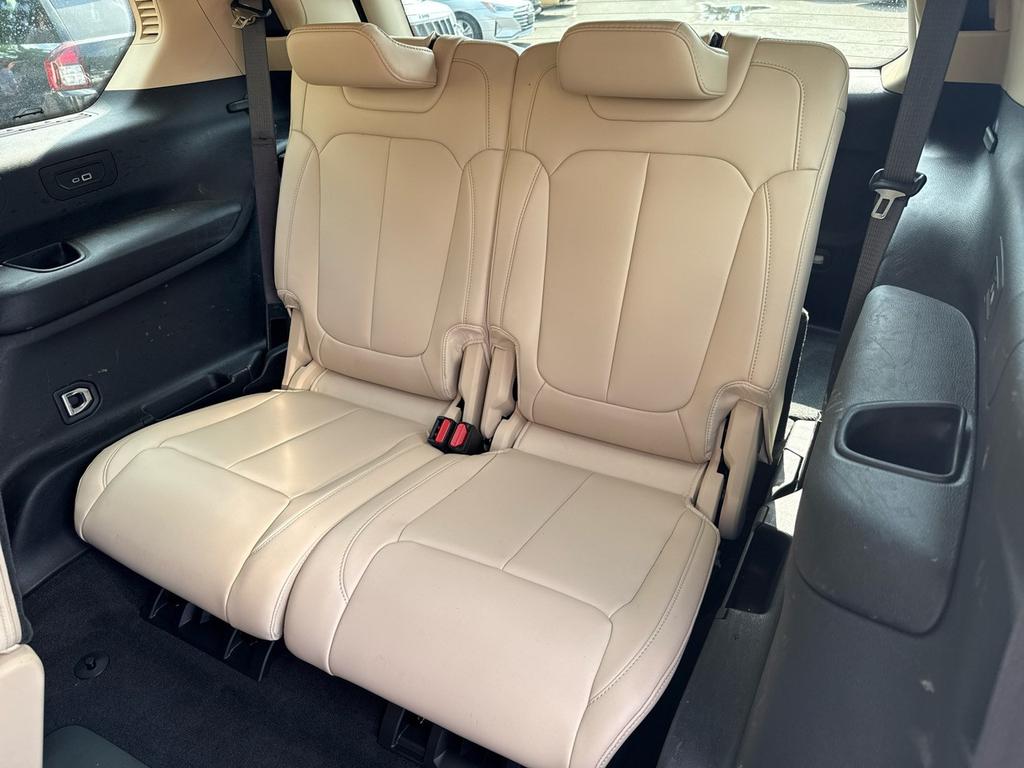 used 2021 Jeep Grand Cherokee L car, priced at $26,995