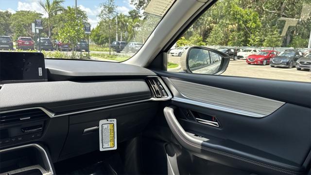 new 2025 Mazda CX-90 car, priced at $39,951