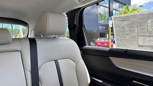 new 2025 Mazda CX-70 car, priced at $44,731