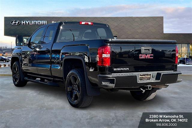 used 2018 GMC Sierra 1500 car, priced at $30,811