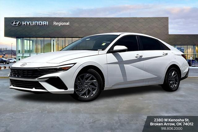 new 2025 Hyundai ELANTRA HEV car, priced at $23,323