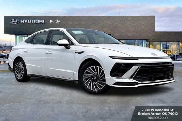 new 2025 Hyundai Sonata Hybrid car, priced at $35,786