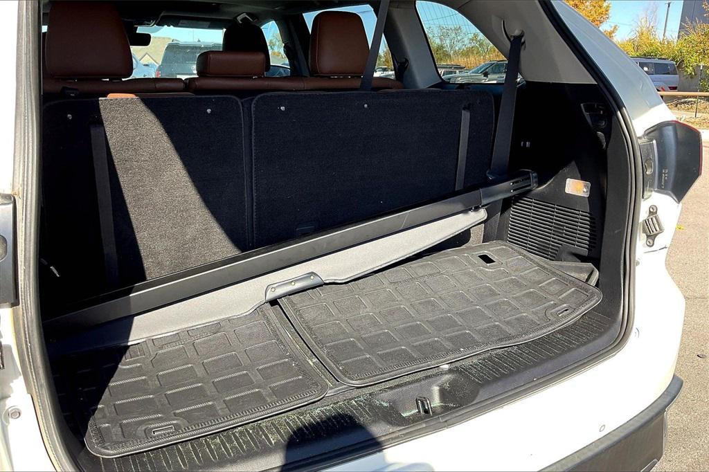 used 2019 Toyota Highlander car, priced at $27,311