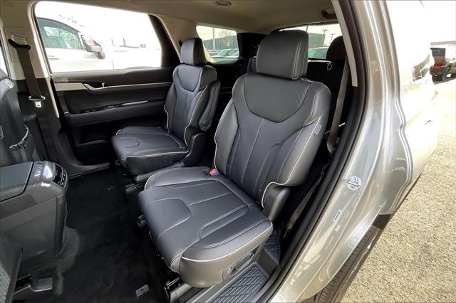 new 2025 Hyundai Palisade car, priced at $37,221