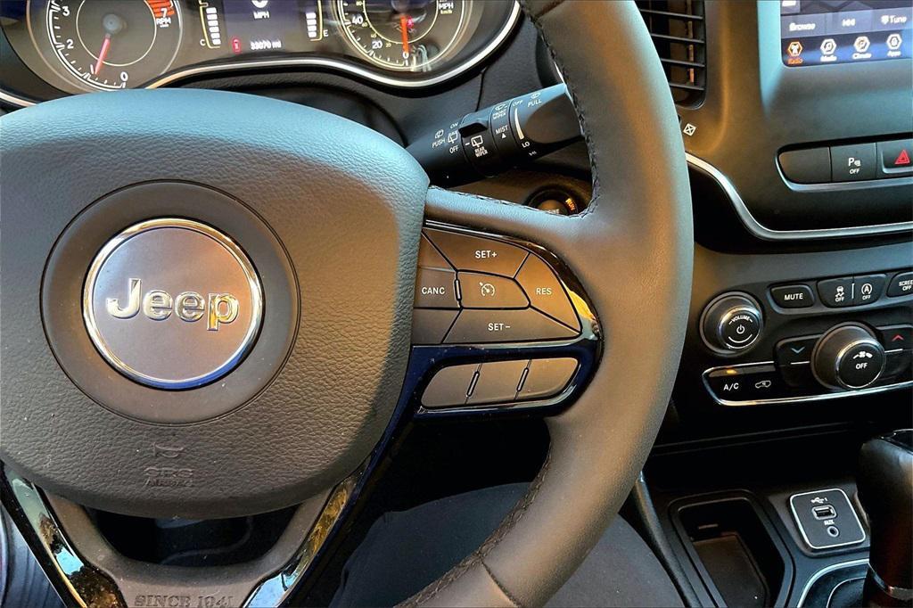 used 2021 Jeep Cherokee car, priced at $20,444