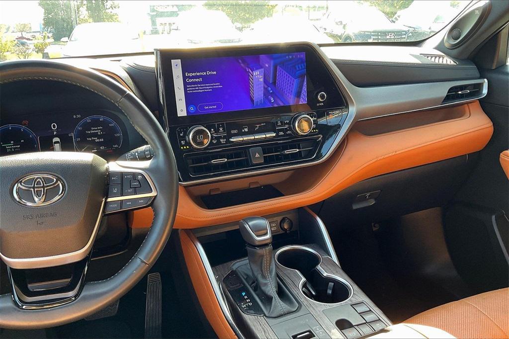used 2024 Toyota Highlander car, priced at $43,981