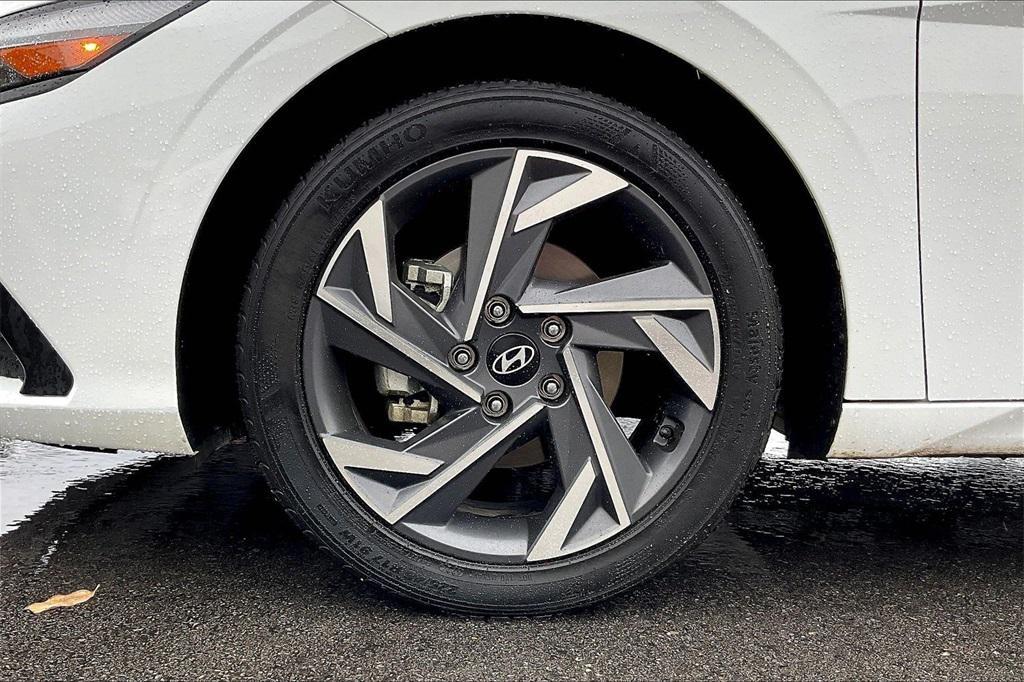 used 2025 Hyundai Elantra car, priced at $21,055