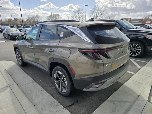 new 2025 Hyundai TUCSON Hybrid car, priced at $34,258