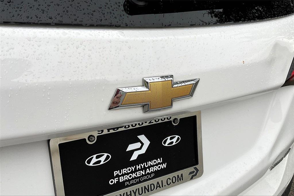 used 2024 Chevrolet Equinox car, priced at $21,444