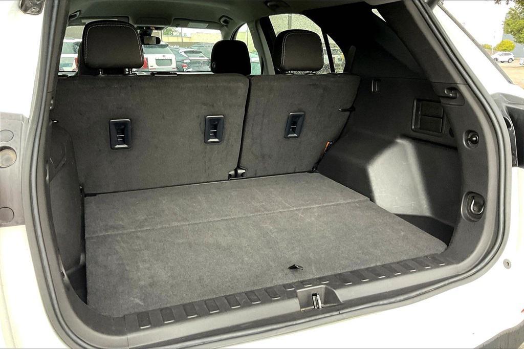 used 2024 Chevrolet Equinox car, priced at $21,444