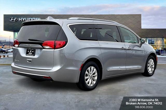 used 2019 Chrysler Pacifica car, priced at $13,411