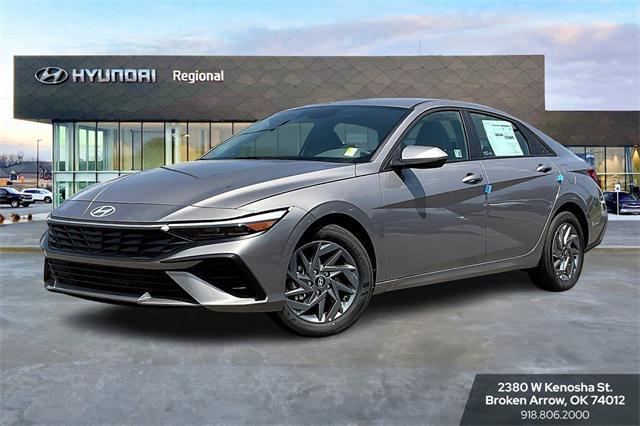 used 2024 Hyundai Elantra car