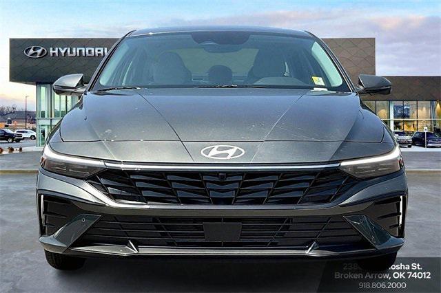 new 2025 Hyundai Elantra car, priced at $26,687