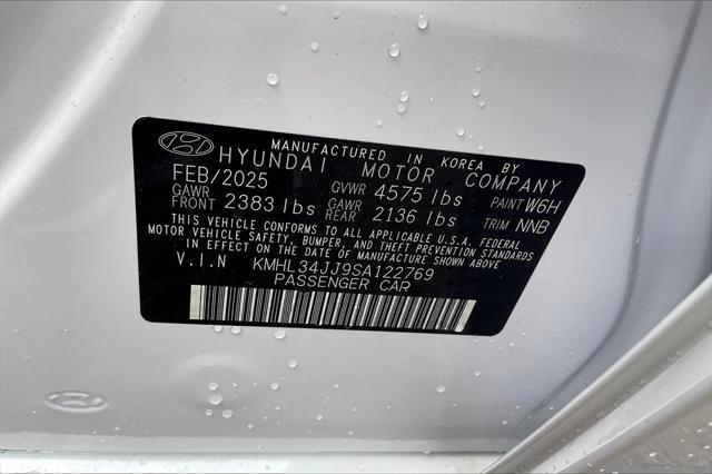 new 2025 Hyundai Sonata Hybrid car, priced at $30,018