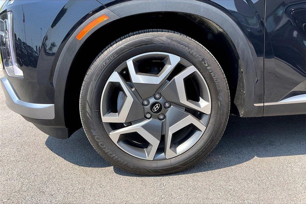 used 2025 Hyundai Palisade car, priced at $43,811