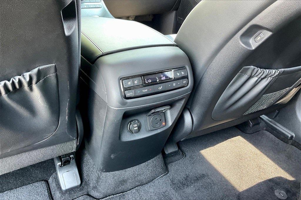 used 2025 Hyundai Palisade car, priced at $43,811