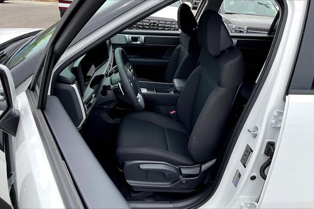 new 2025 Hyundai Santa Fe car, priced at $32,257