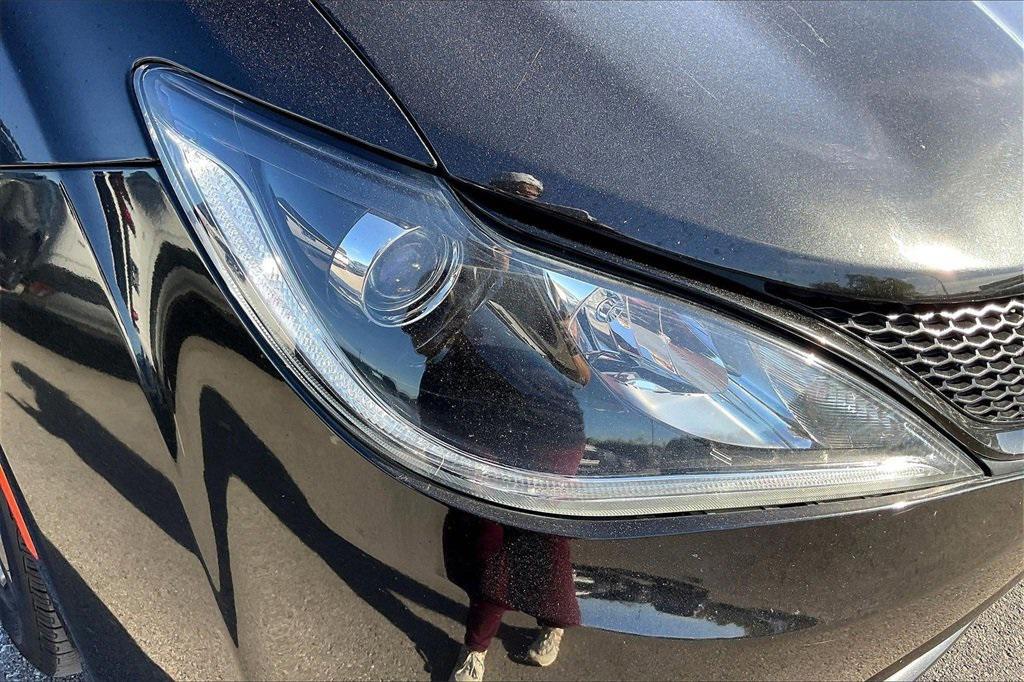 used 2018 Chrysler Pacifica car, priced at $14,333