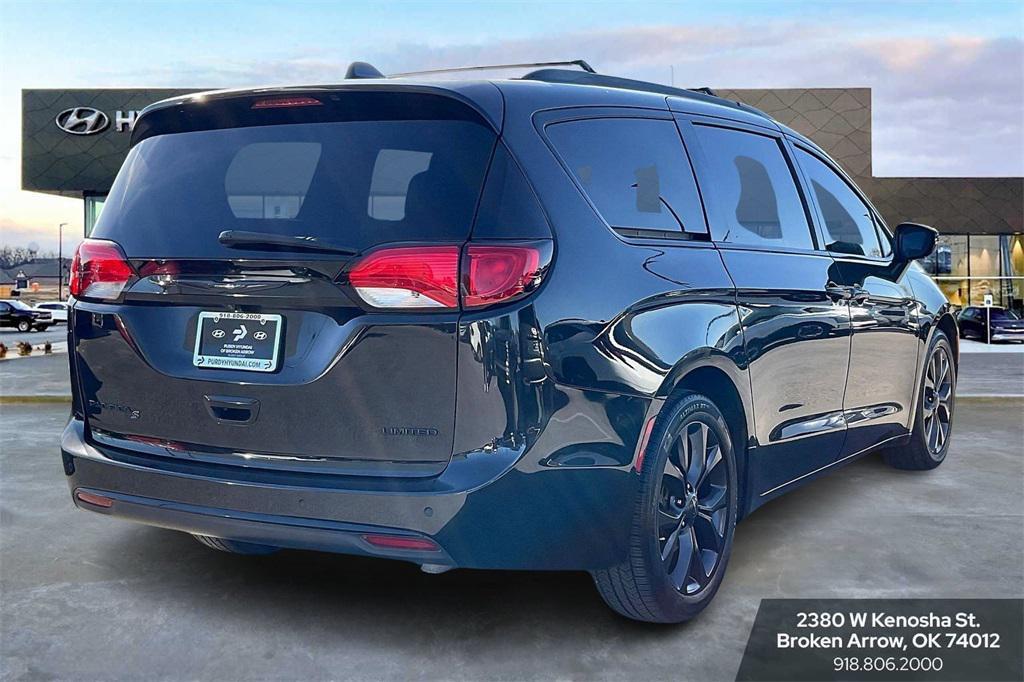 used 2018 Chrysler Pacifica car, priced at $16,711