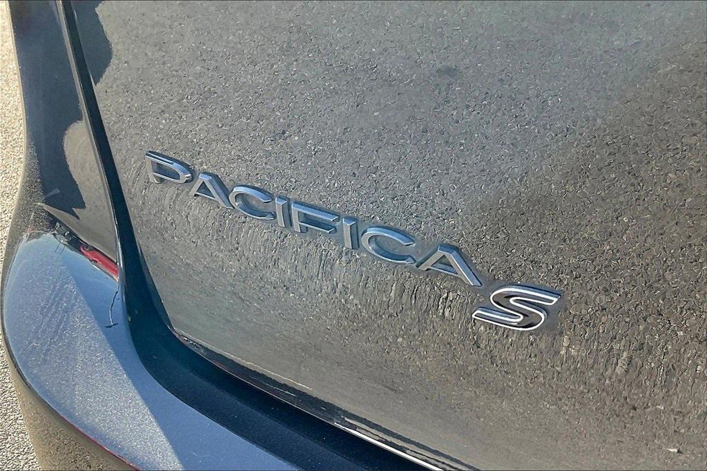 used 2018 Chrysler Pacifica car, priced at $14,333