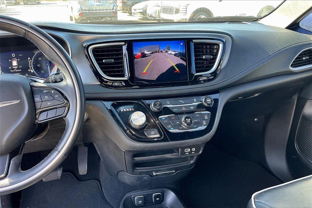used 2018 Chrysler Pacifica car, priced at $16,711