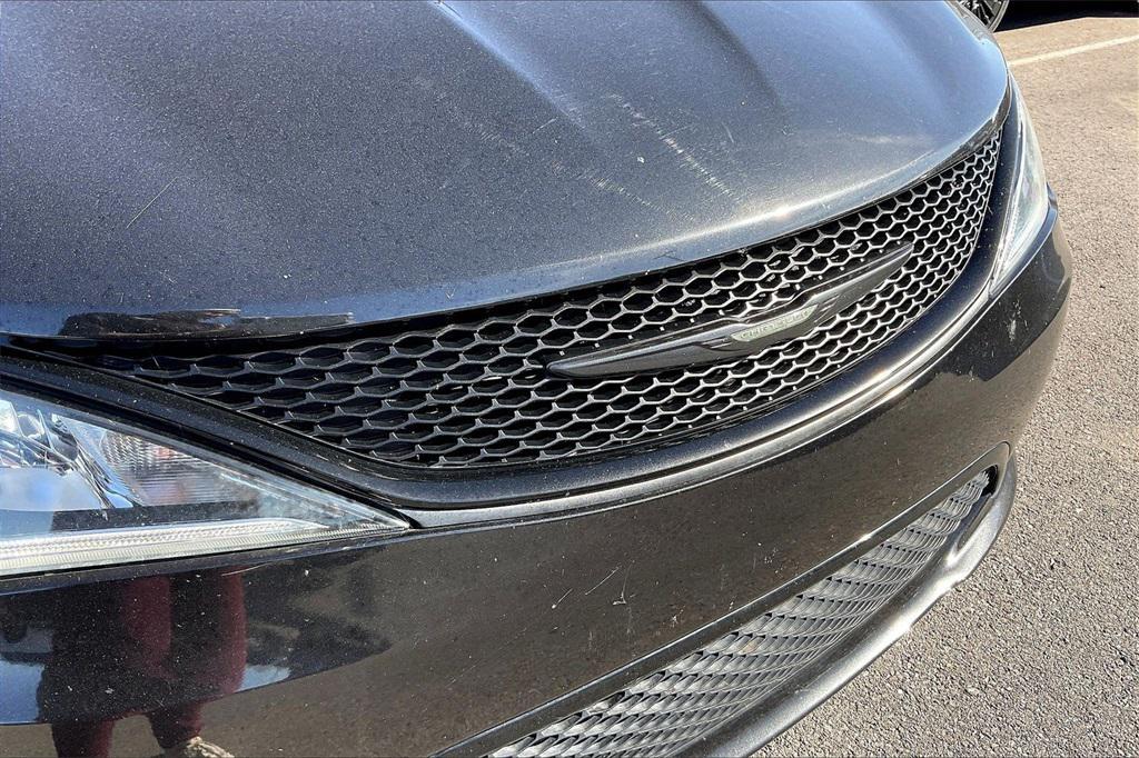 used 2018 Chrysler Pacifica car, priced at $16,711