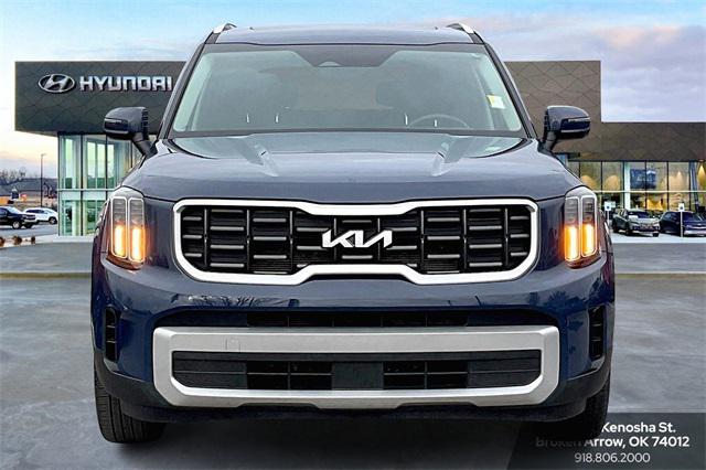 used 2024 Kia Telluride car, priced at $35,611