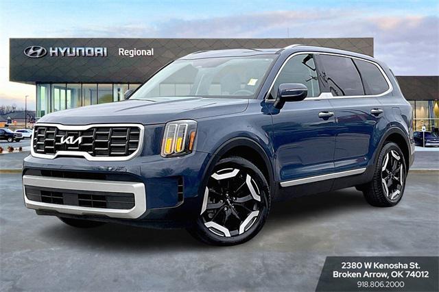 used 2024 Kia Telluride car, priced at $35,611