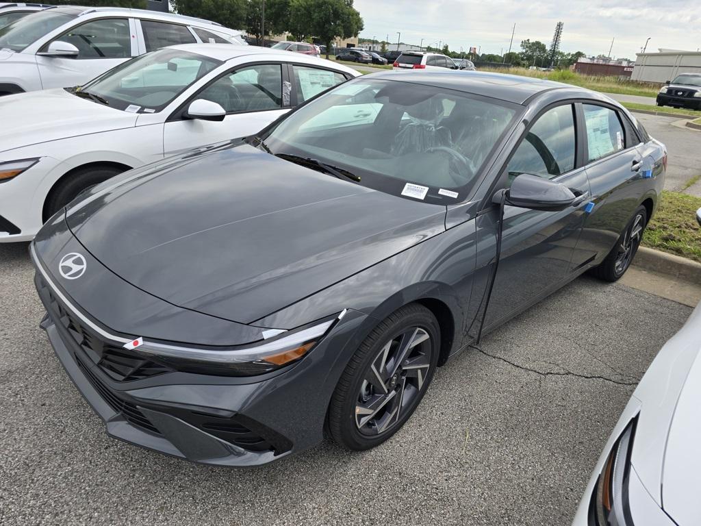 new 2025 Hyundai Elantra car, priced at $27,273