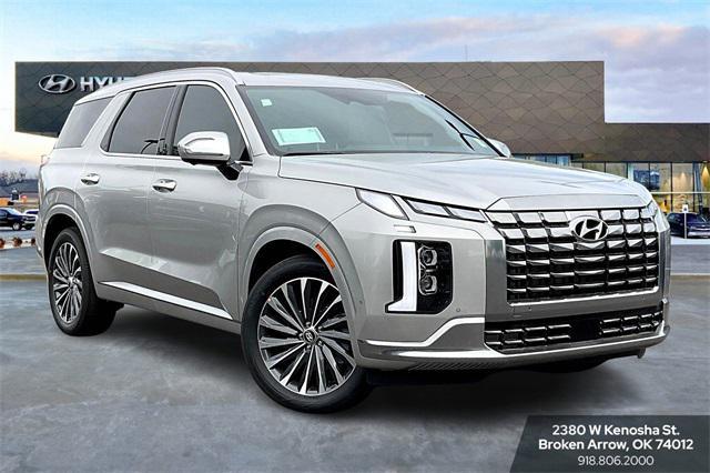 used 2024 Hyundai Palisade car, priced at $42,211