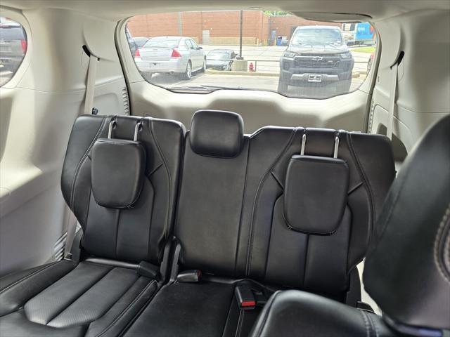 used 2023 Chrysler Pacifica car, priced at $25,011