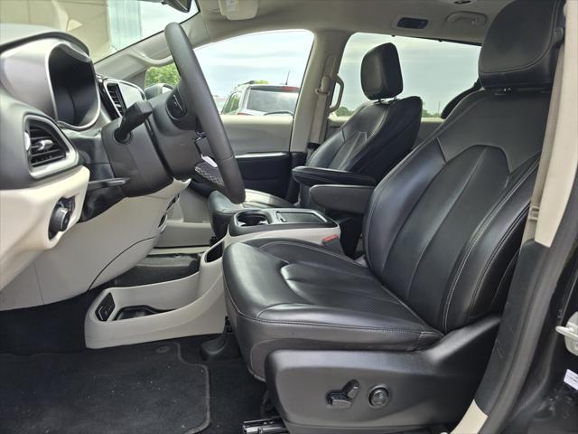 used 2023 Chrysler Pacifica car, priced at $25,011