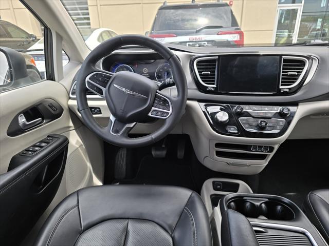 used 2023 Chrysler Pacifica car, priced at $25,011