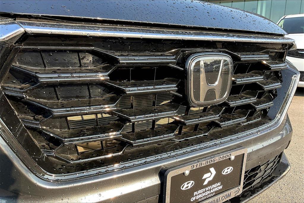 used 2025 Honda CR-V car, priced at $36,373