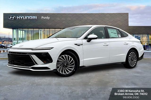 new 2025 Hyundai Sonata Hybrid car, priced at $30,218