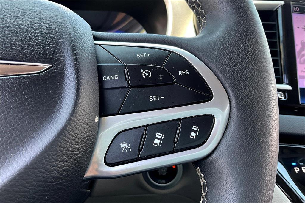 used 2023 Chrysler Pacifica car, priced at $23,511